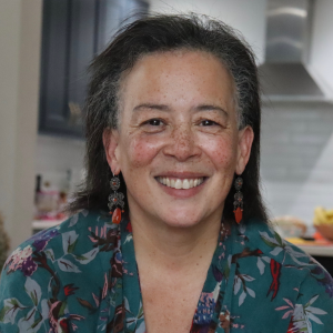  Belinda Edmondson